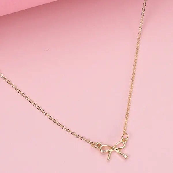 The Belle Bow Necklace