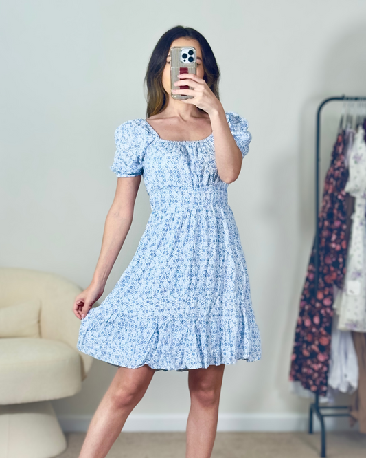 m | new with tags altar'd state blue & white floral dress