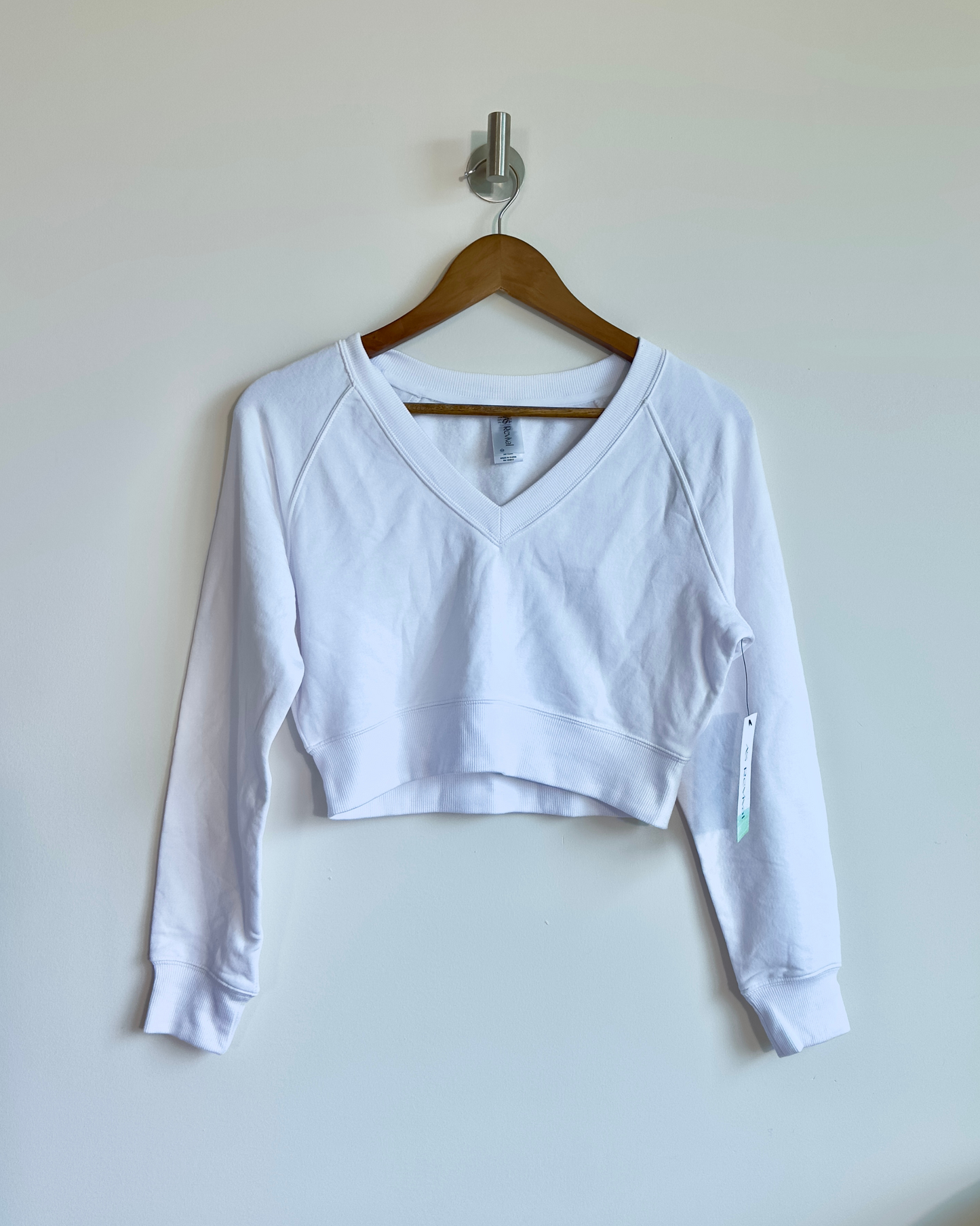 xs | altar'd state new with tags white fleece cropped v neck pullover