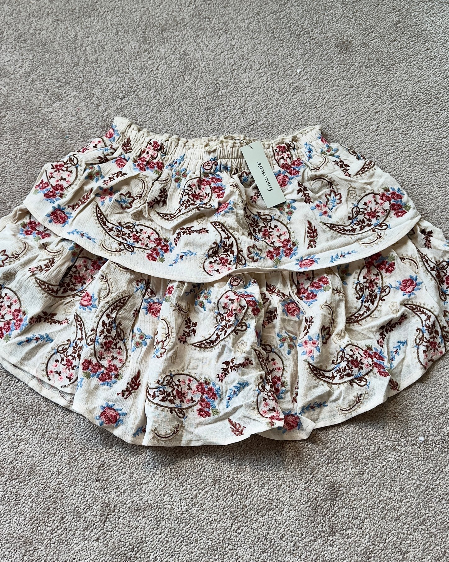 m | new with tags francesca's embroidered ruffle skirt