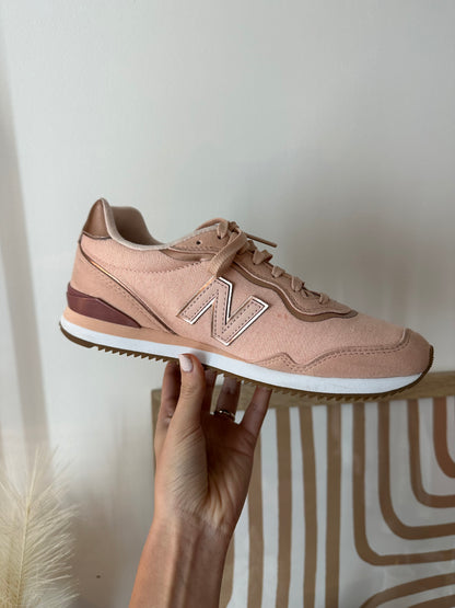 size 7 | new balance rose gold sneakers