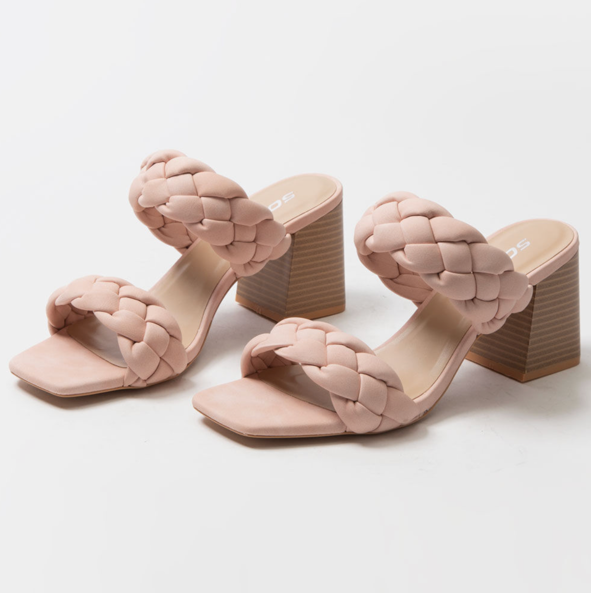 size 6, 6.5, 7 | new in box tilly's braided women's block heels in blush