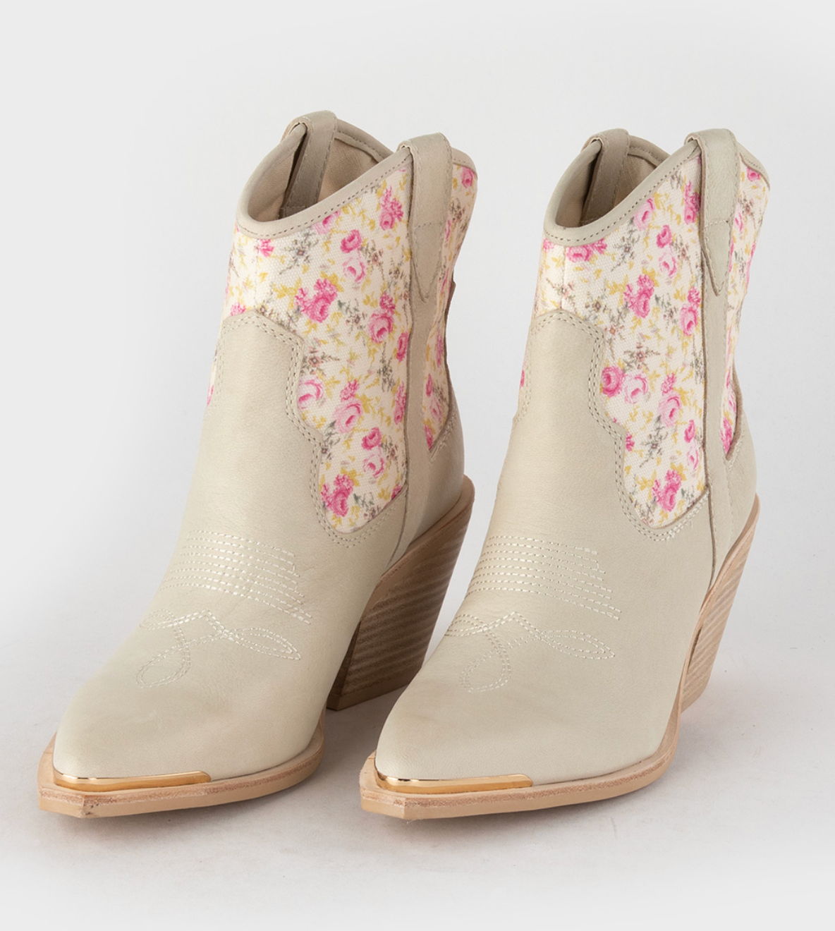 size 6.5 | dolce vita new in box nashe floral cowgirl booties